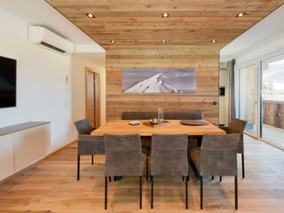 Room Pictures_Room_AppL_11