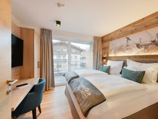 Room Pictures_Room_AppXL_1