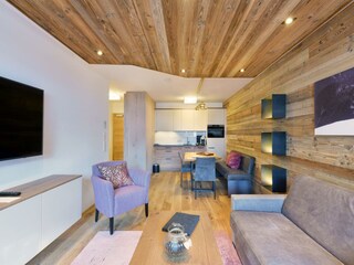 Room Pictures_Room_AppM_6