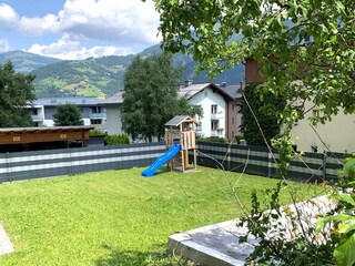 SchmittenHaus-Garden-Play Area