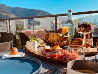 Frühstück auf unserer Terrasse