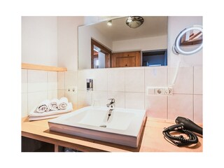 EXPA-INSTA-191114-0012