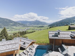 Aussicht zum Tal im Sommer