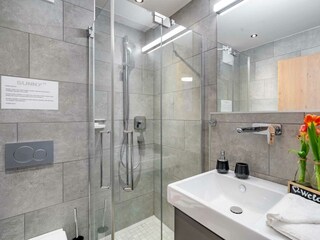 Badezimmer - Top 2, 4 und 5 - Beispielbilder