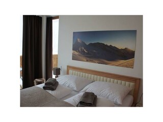 Schlafzimmer_rechts2