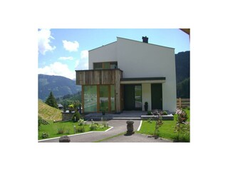 Chalet im Sommer