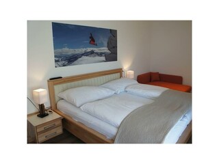 Schlafzimmer 2