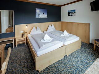 Doppel / Zweibettzimmer