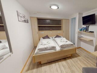 Studio-mit-Terrasse-und-Seeblick-gesamt1