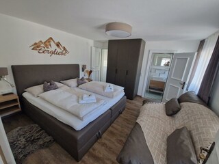 Hundstein Schlafzimmer