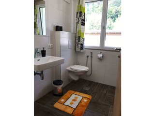 Badezimmer 2