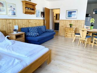 Deluxe Studio Large Lounge