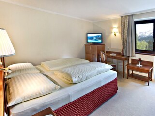 suite_mit_zwei_balkonen_zum_ort_und_see