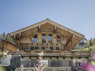 1-er Chalet von aussen frontal