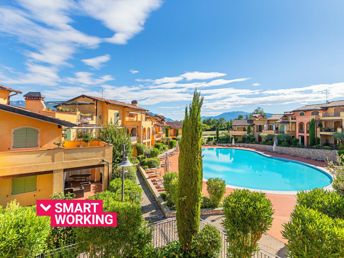 Appartement Manerba del Garda Buitenaudio-opname 1