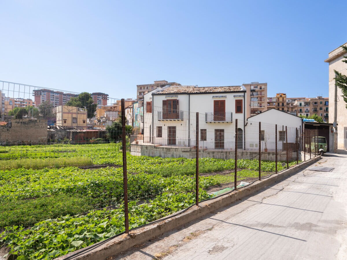 Ferienhaus Palermo Außenaufnahme 2