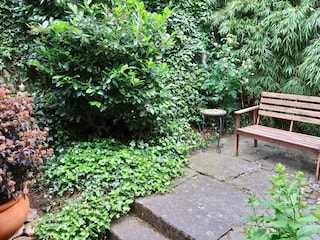 Die zum Bambusversteck gehörende eigene Terrasse