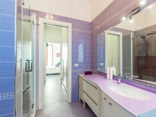 Apartamento Neapel Características 47