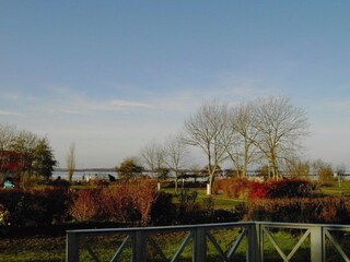 Blick von Terrasse im Herbst