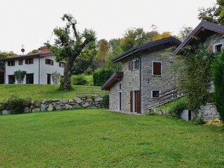 Villa Limonta Outdoor Recording 4