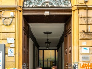 Duomo 2 - Maria's Bright Flat at the Cathedral