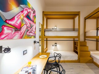 Apartamento Neapel Características 24