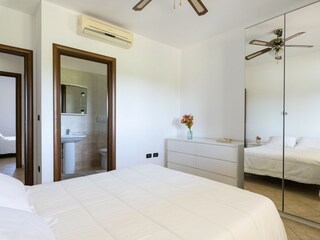 Villa San Vito dei Normanni Caratteristiche 16