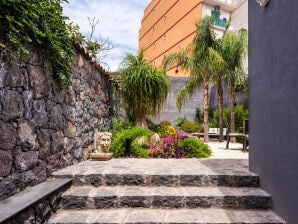 Leone Apartment with Garden - Catania (City) - image1