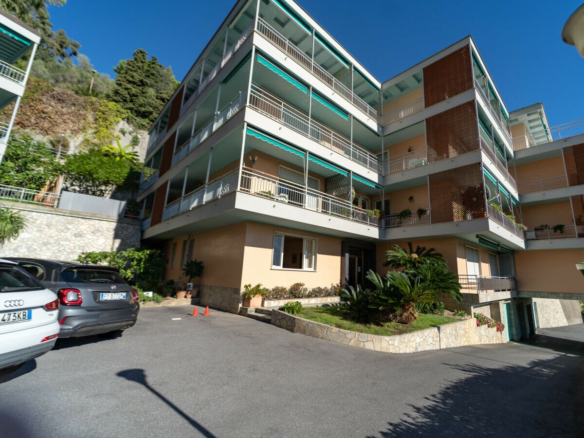 Appartement Ospedaletti Buitenaudio-opname 1