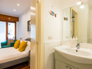 Apartment Neapel Features 24