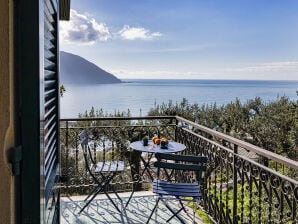 Apartamento con vistas al mar y jardín en Recco - recco - image1