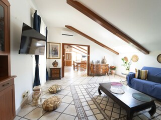 Apartamento Neapel Características 26