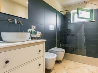 Villa Agnone-Castelluccio Características 22