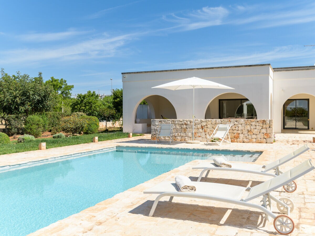 Holiday house Ostuni Outdoor Recording 1