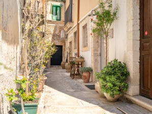 Apartment Il Cortile sul Vicolo alla Giudecca - Syracuse - image1