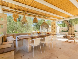 Villa Fasano Buitenaudio-opname 15
