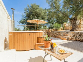 Villa Fasano Buitenaudio-opname 2