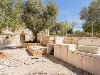 Villa Fasano Buitenaudio-opname 12