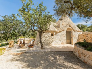 Villa Fasano Buitenaudio-opname 6