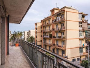 Rustig appartement met balkon - Catania (stad) - image1