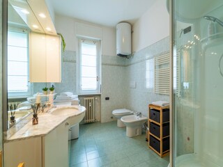 Apartment Como Features 17