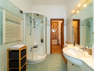Apartment Como Features 19