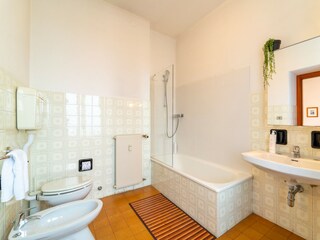 Apartment Dongo Features 25