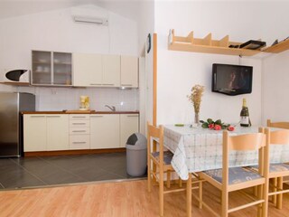 Kitchen / living room area