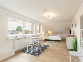 Wohn- und Schlafzimmer