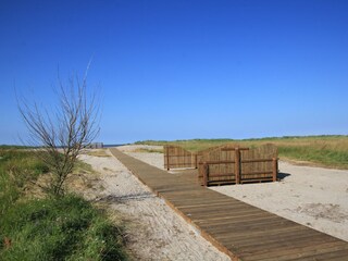 Im Sommer auch mit dem Rolli bis zur Waterkant