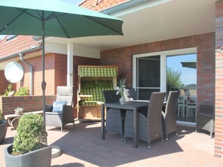 Terrassentraum mit Blick auf´s weite Feld