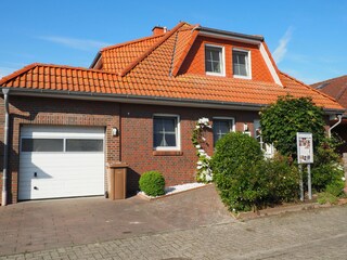 Vorderseite unseres Nordsee-Ferienhauses