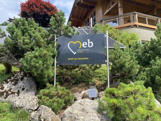 Hinweisschild Auffahrt