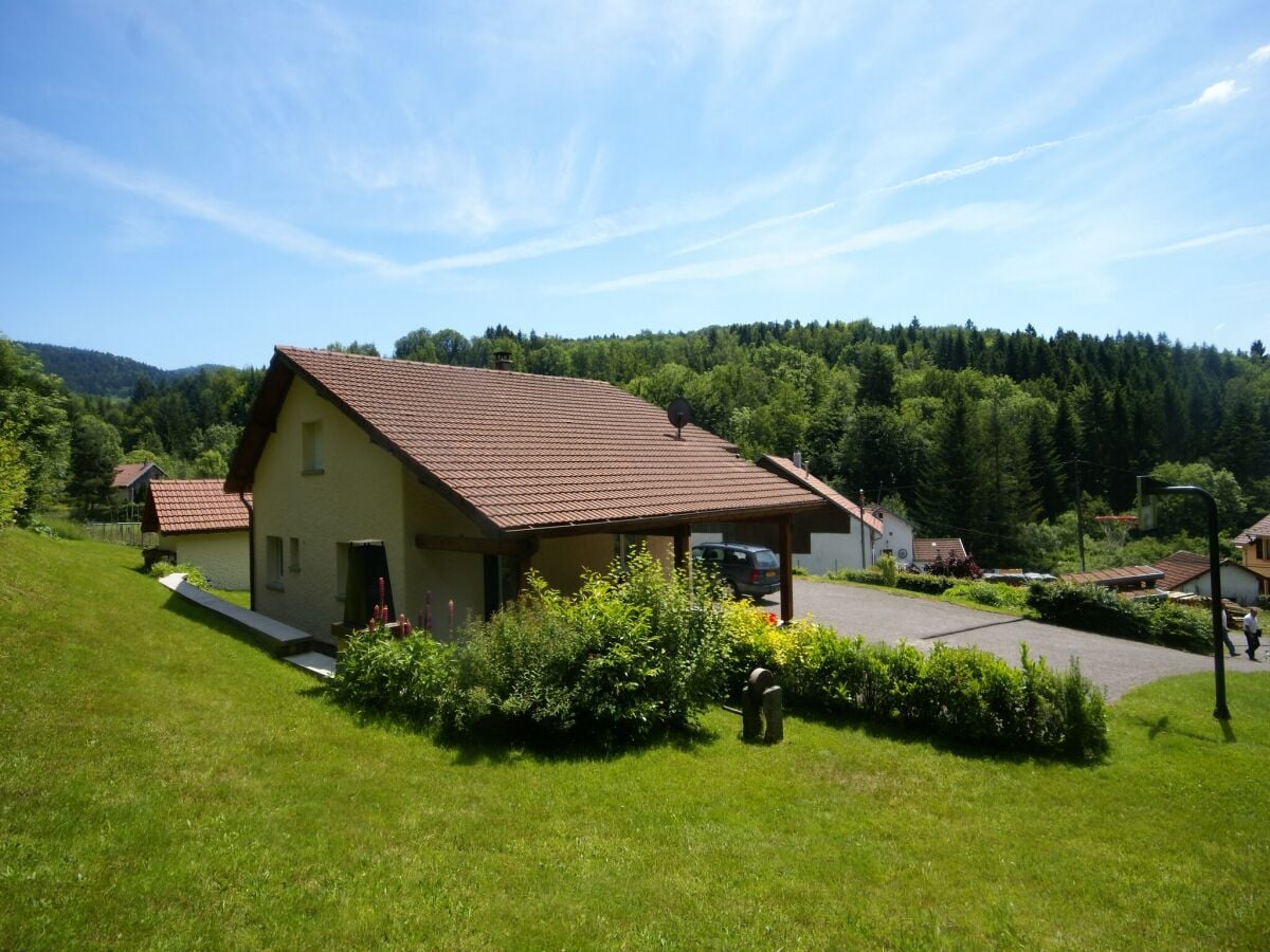 Ferienhaus Beulotte-Saint-Laurent Außenaufnahme 2